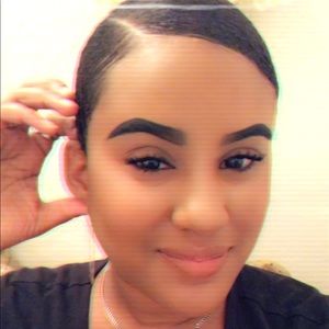 Meet your Posher, Nashaly